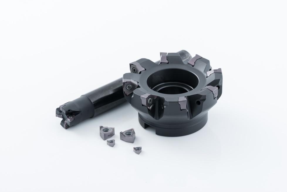 E:\ShareCache\Indexable Milling Tools Project Team\C01-产品推广培训资料\06-官网材料\参考图片、样册\系列组合图\WNGU+MEE190.jpg