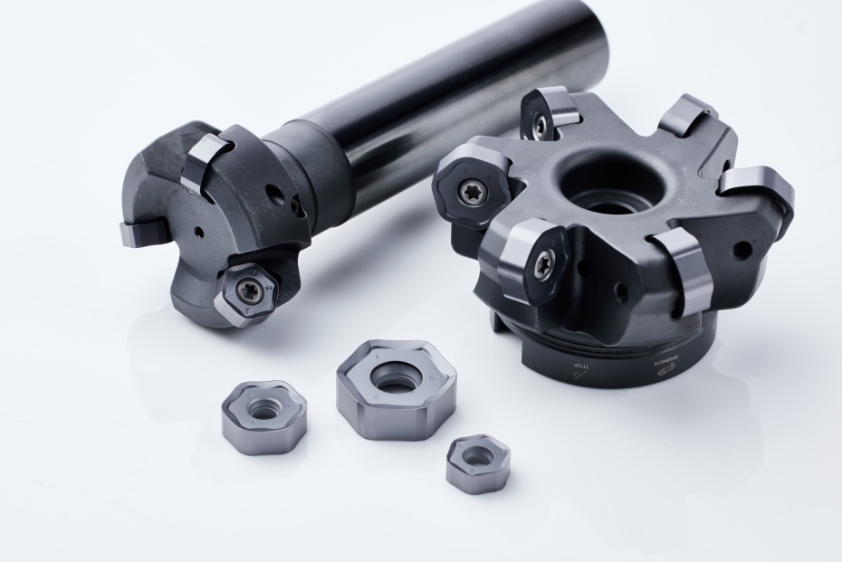 E:\ShareCache\Indexable Milling Tools Project Team\C01-产品推广培训资料\06-官网材料\参考图片、样册\系列组合图\HNG(K)U+MFC115&145&160.jpg