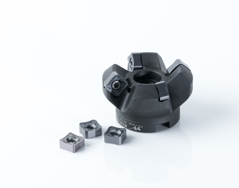 E:\ShareCache\Indexable Milling Tools Project Team\C01-产品推广培训资料\06-官网材料\参考图片、样册\系列组合图\SNE(M)U+MFB145&245&275&288.jpg